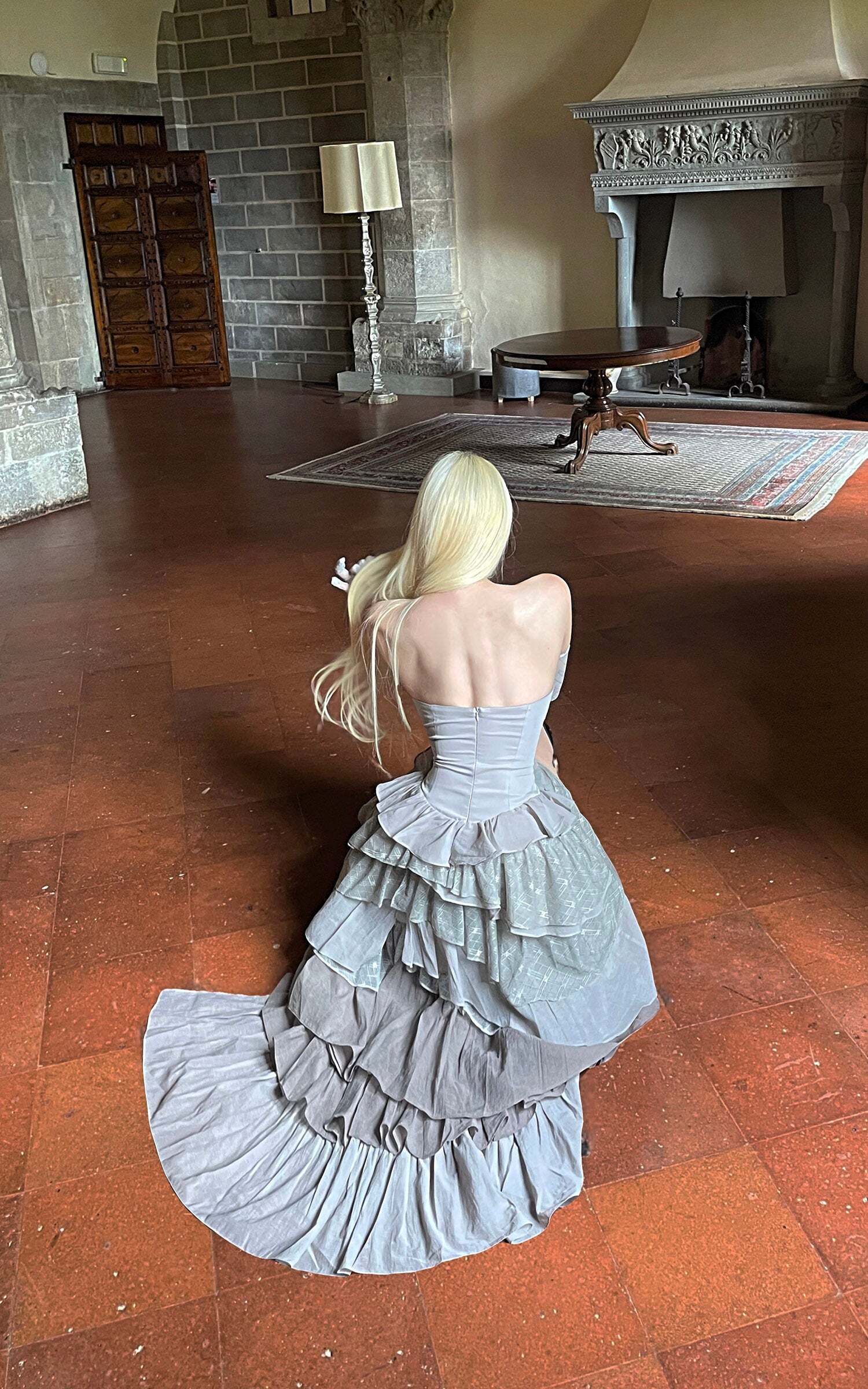 Rase le sol Tiered Lace-Panel Bustier Dress with Sheer Gloves Rase le sol Tiered Lace-Panel Bustier Dress with Sheer Gloves