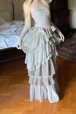 Rase le sol Tiered Lace-Panel Bustier Dress with Sheer Gloves