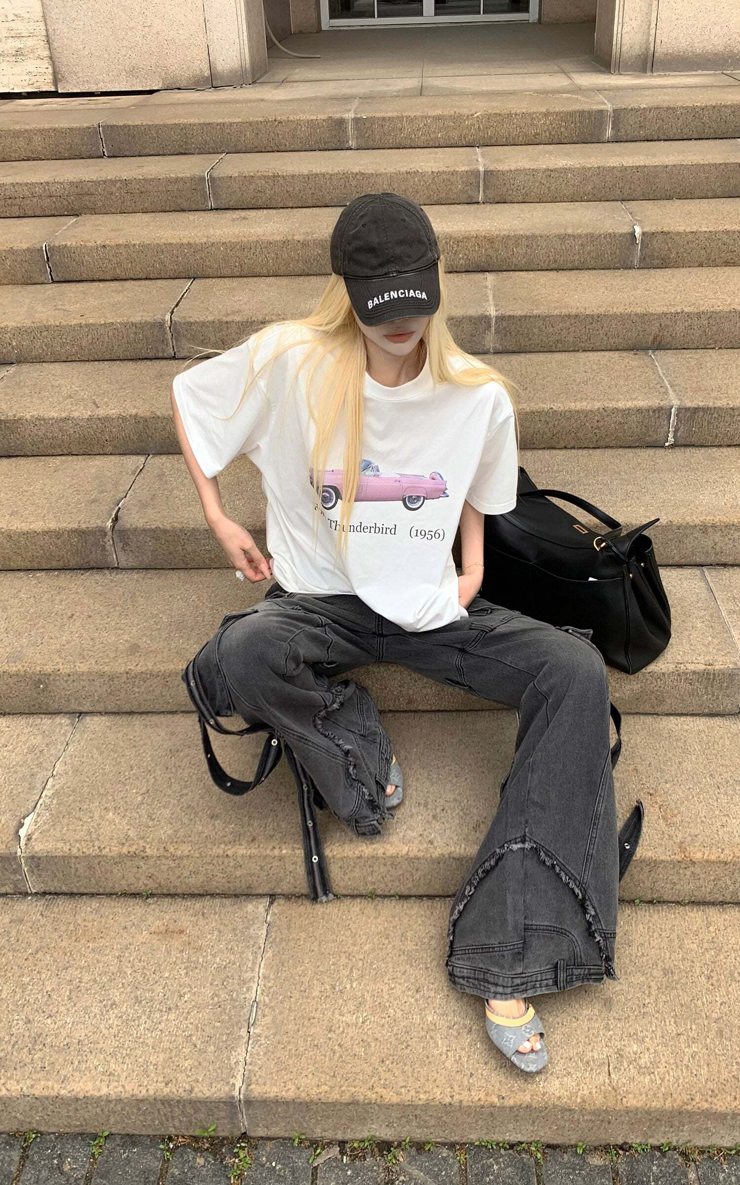 Rase le sol Vintage Convertible Car Graphic Oversized Gender-Neutral T-Shirt Rase le sol Vintage Convertible Car Graphic Oversized Gender-Neutral T-Shirt