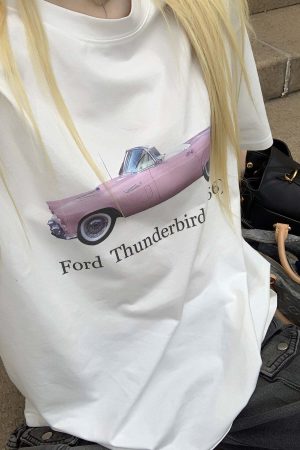 Rase le sol Vintage Convertible Car Graphic Oversized Gender-Neutral T-Shirt