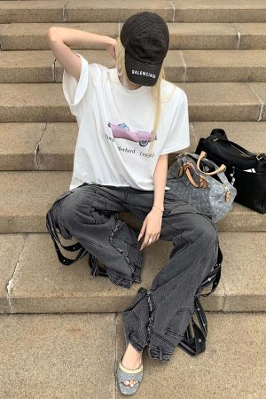 Rase le sol Vintage Convertible Car Graphic Oversized Gender-Neutral T-Shirt