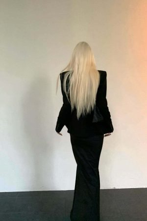 Rase le sol Vintage Ruffled Blazer & Mermaid Skirt Set