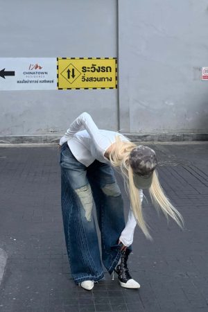 Rase Le Sol Vintage Washed Ripped Jeans