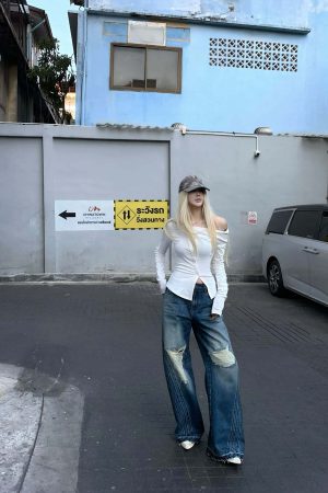 Rase Le Sol Vintage Washed Ripped Jeans