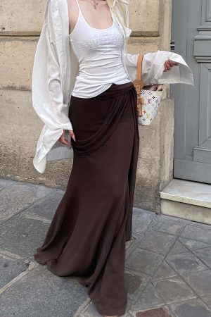 Rase le sol White Cross-Back Slim Knit Tank Top