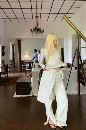 Rase le sol White Split Hem Utility Pants