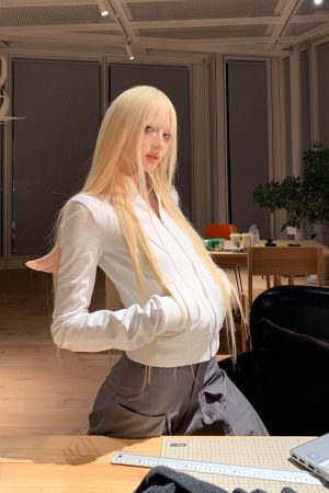 Rase le sol Wing Hoodie Black Fitted Cotton Long Sleeve Top