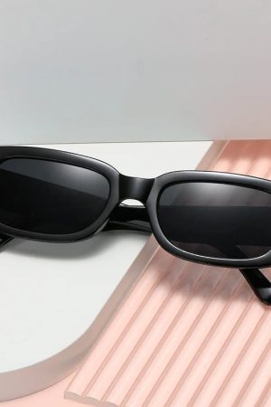 Retro Rectangle Sunglasses