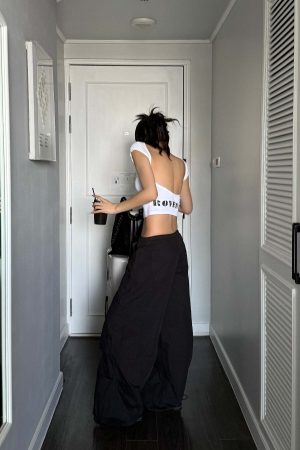 ROVENTE Backless Cap Sleeve Fitted Tee