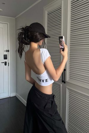 ROVENTE Backless Cap Sleeve Fitted Tee