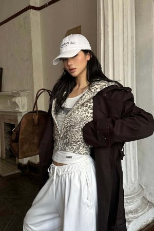 ROVENTE Belted Double-Breasted Trench Coat