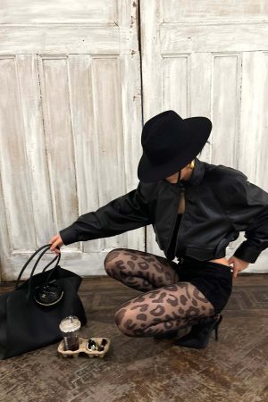 ROVENTE Black Cropped Leather Jacket