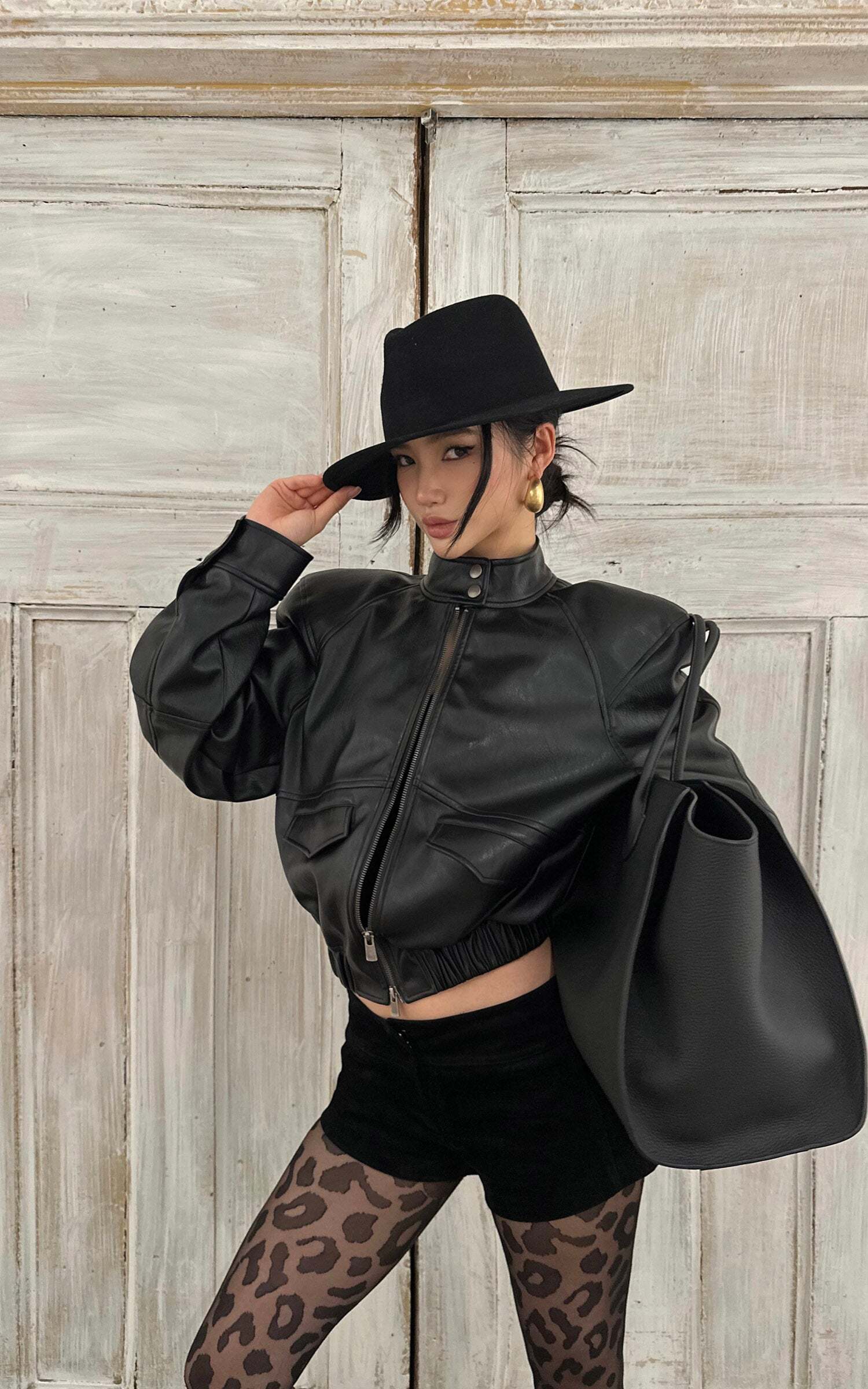 ROVENTE Black Cropped Leather Jacket ROVENTE Black Cropped Leather Jacket