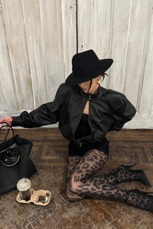 ROVENTE Black Cropped Leather Jacket