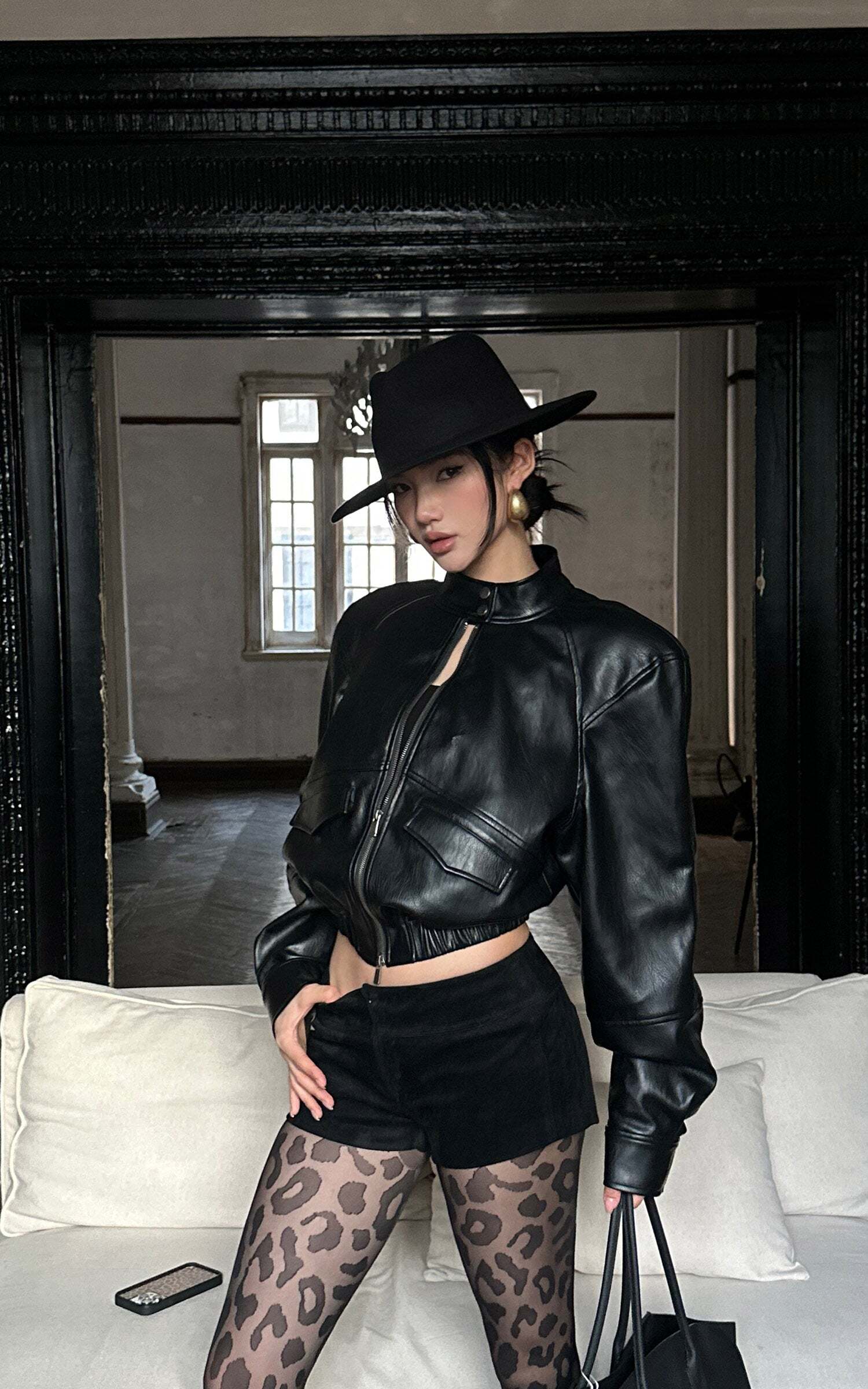 ROVENTE Black Cropped Leather Jacket ROVENTE Black Cropped Leather Jacket