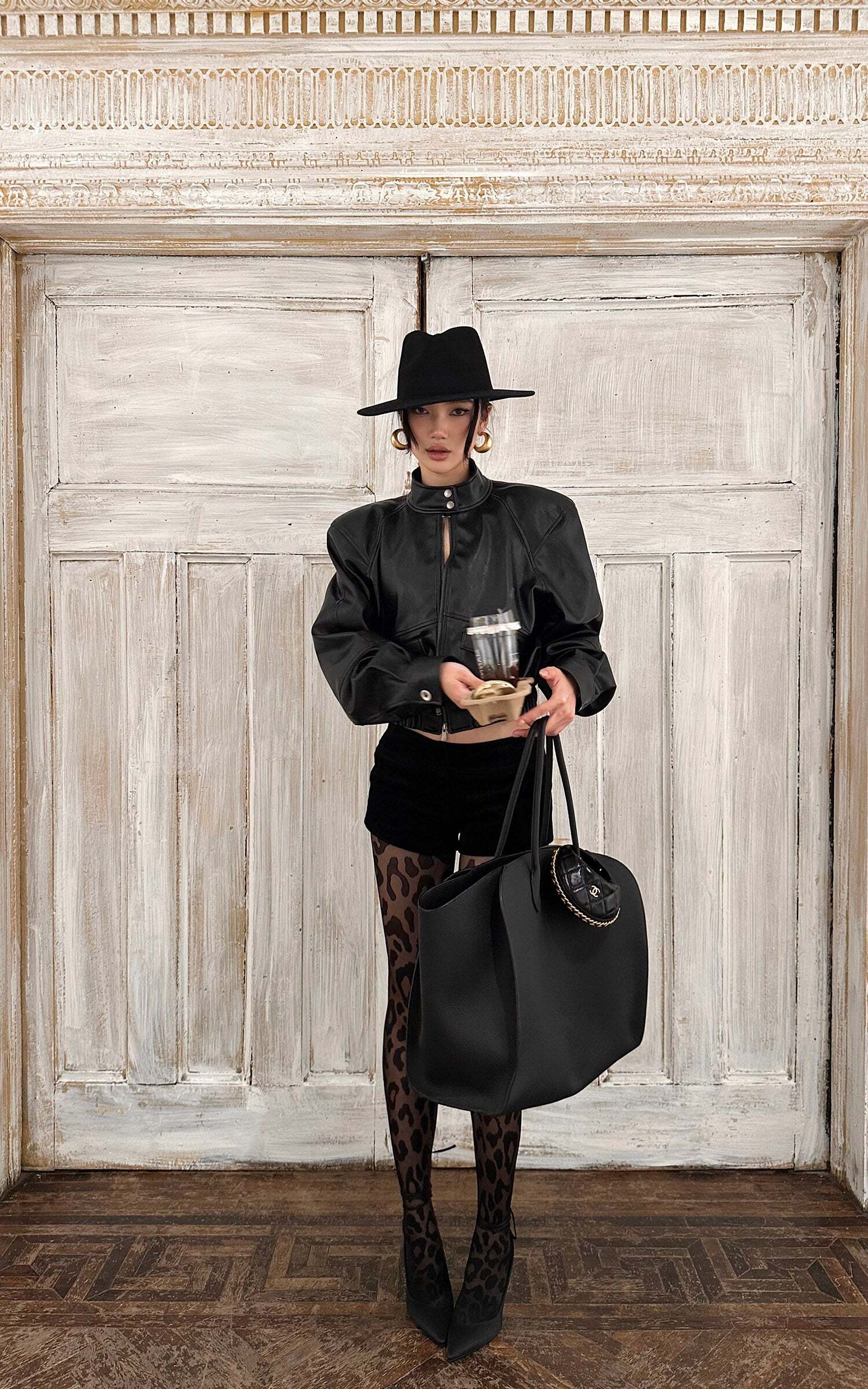 ROVENTE Black Cropped Leather Jacket ROVENTE Black Cropped Leather Jacket