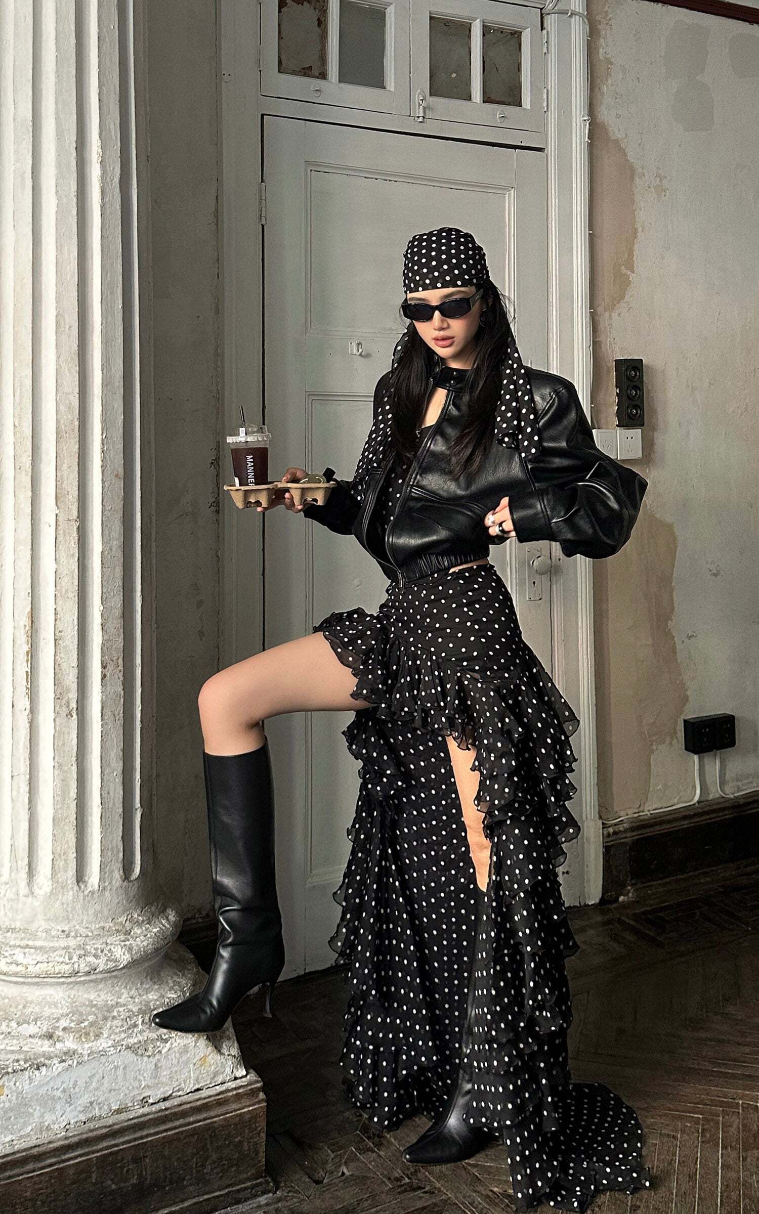 ROVENTE Black Cropped Leather Jacket ROVENTE Black Cropped Leather Jacket