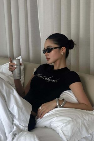 ROVENTE Black Fitted Baby Tee in Stretch Cotton