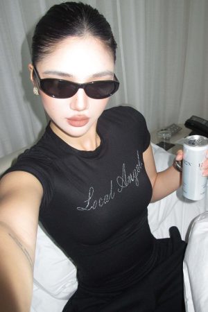 ROVENTE Black Fitted Baby Tee in Stretch Cotton