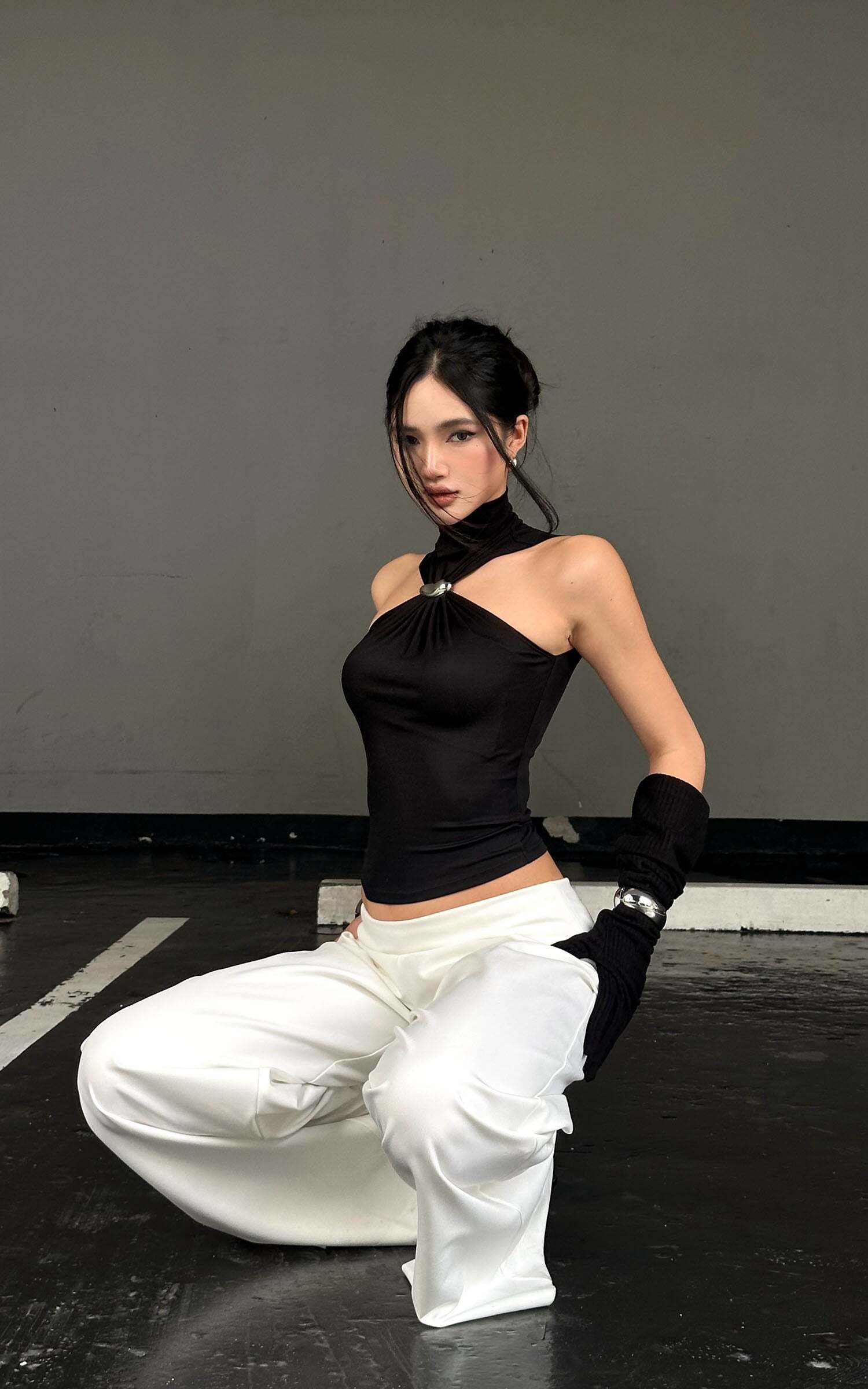 ROVENTE Black Halterneck Top with Metal Clasp ROVENTE Black Halterneck Top with Metal Clasp