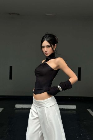 ROVENTE Black Halterneck Top with Metal Clasp