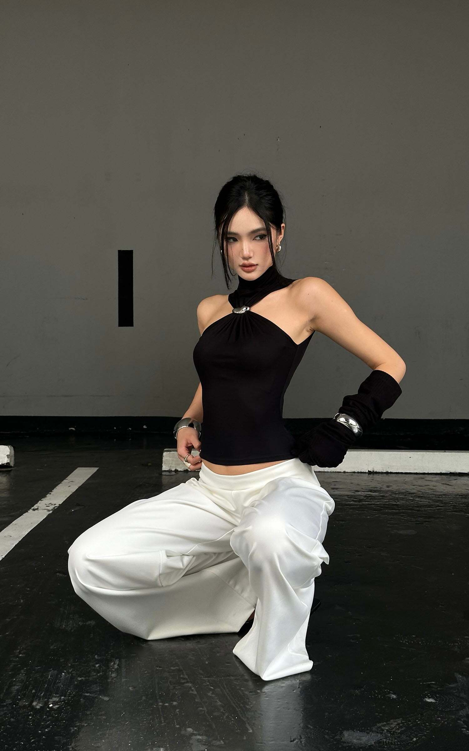 ROVENTE Black Halterneck Top with Metal Clasp ROVENTE Black Halterneck Top with Metal Clasp