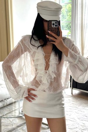 ROVENTE Croc-Embossed White Leather Mini Skirt