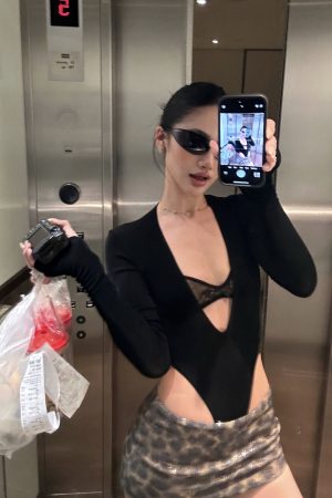 ROVENTE Deep V Cutout Bodysuit with Lace Bra Detail