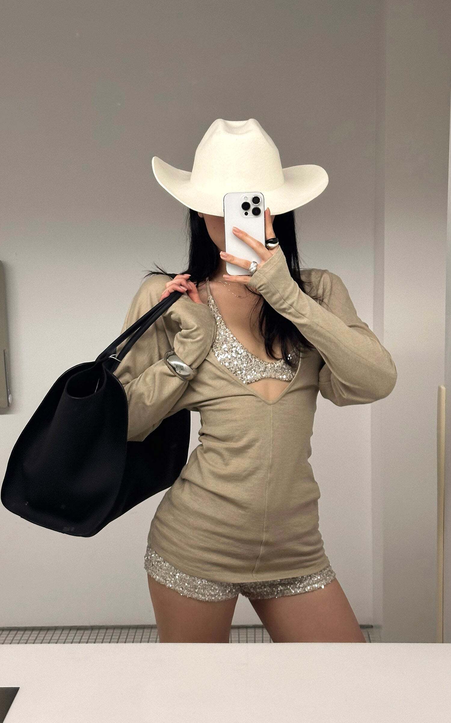 ROVENTE Deep V Knit Top with Sequin Bra and Shorts Set ROVENTE Deep V Knit Top with Sequin Bra and Shorts Set