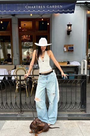 ROVENTE Distressed Wide-Leg Jeans