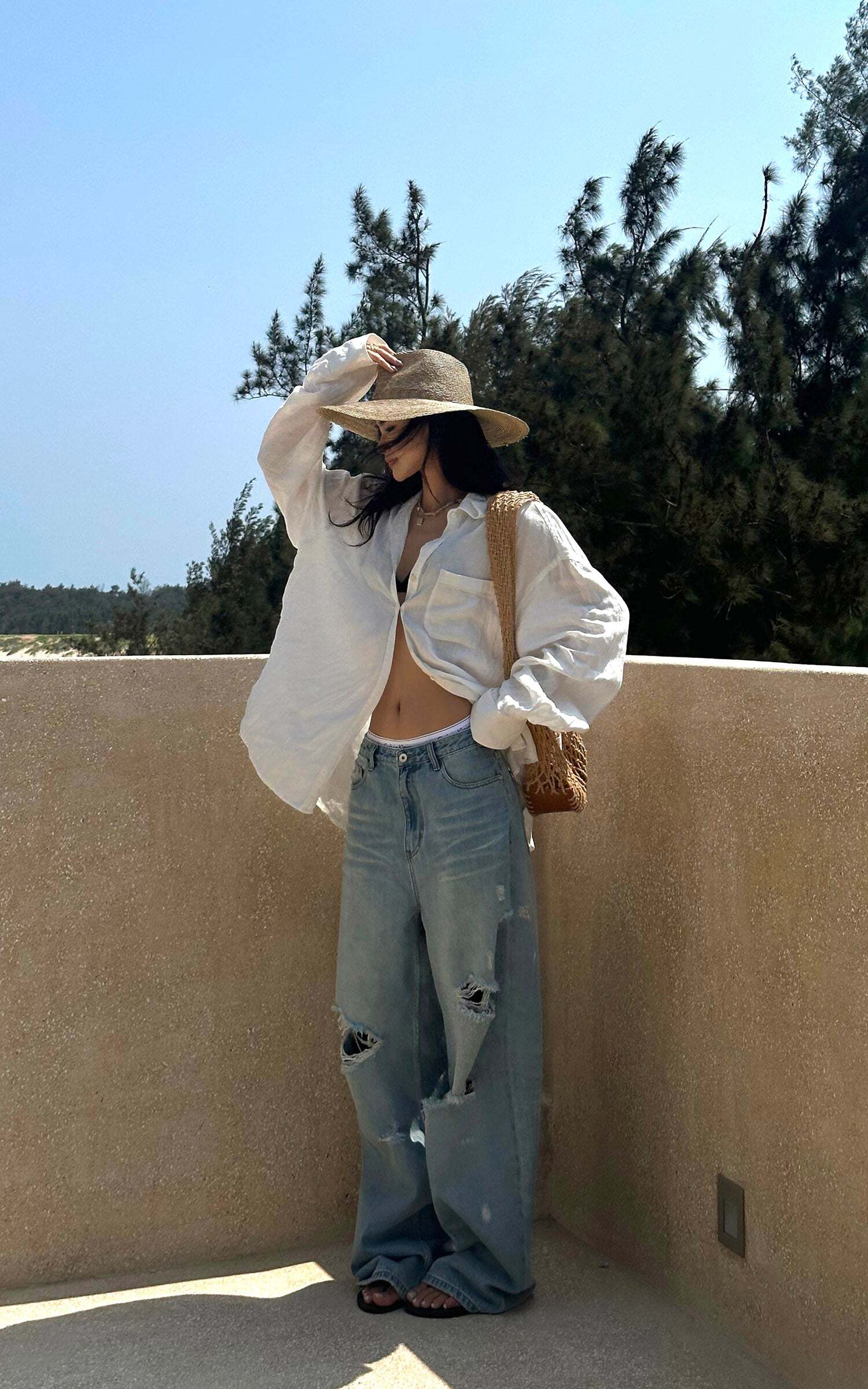 ROVENTE Distressed Wide-Leg Jeans ROVENTE Distressed Wide-Leg Jeans