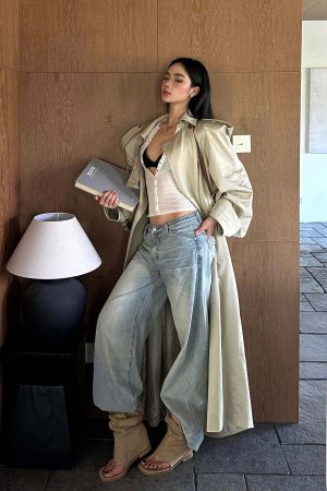 ROVENTE Double Breasted Trench Coat with Belted Waist