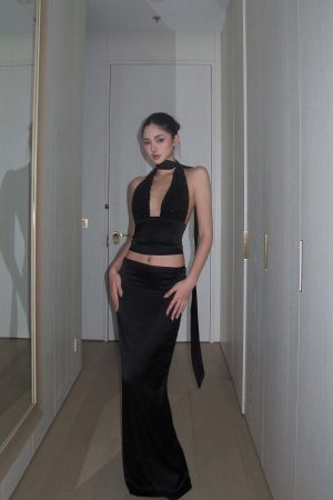 ROVENTE Draped Waistband Maxi Skirt