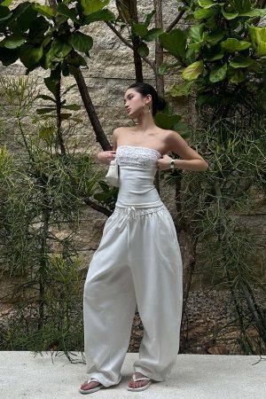 ROVENTE Drawstring Wide-Leg Trousers in White