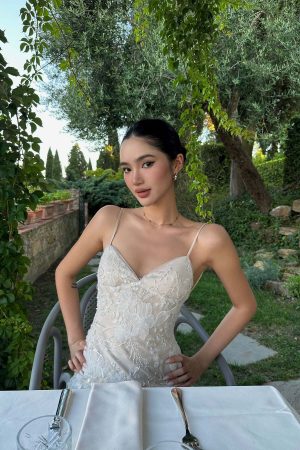 ROVENTE Embellished Lace Maxi Dress with Sequin Detail and Open Back