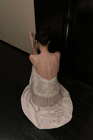 ROVENTE Embroidered Lace Halter Dress With Gathered Hem