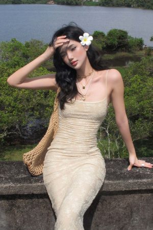 ROVENTE Floral Lace Sculpted Slip Maxi Dress