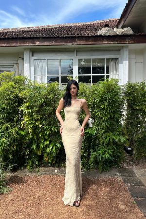 ROVENTE Floral Lace Sculpted Slip Maxi Dress