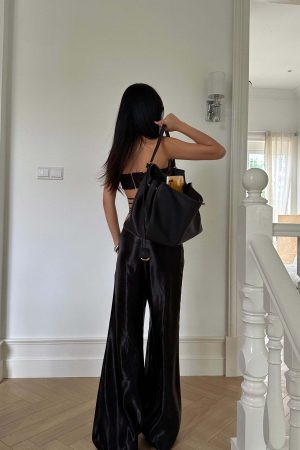 ROVENTE Glossed Satin Wide-Leg Pants with Tailored Silhouette