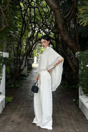 ROVENTE High-Waisted Wide-Leg Pants