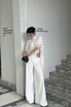 ROVENTE High-Waisted Wide-Leg Pants