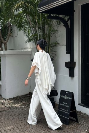 ROVENTE High-Waisted Wide-Leg Pants