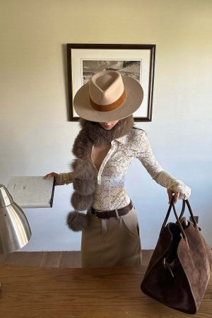 ROVENTE Lace Sheer Shirt with Collar and Long Sleeves