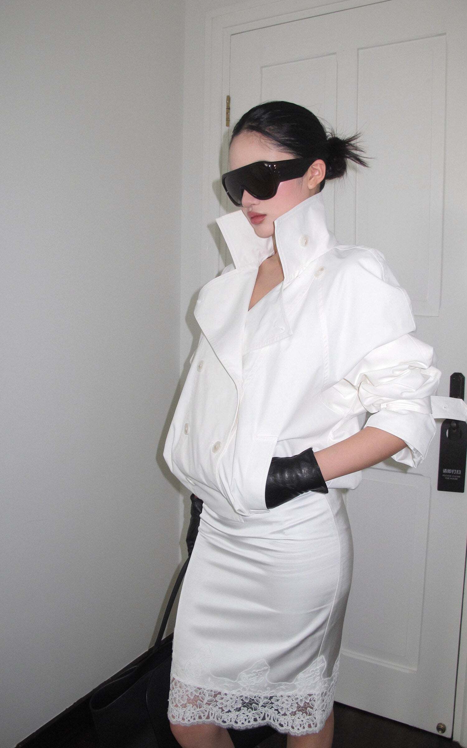 ROVENTE Lace Trim Satin Skirt Slim Midi ROVENTE Lace Trim Satin Skirt Slim Midi