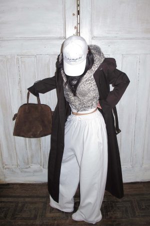 ROVENTE Leopard Print Cropped Zip Hoodie