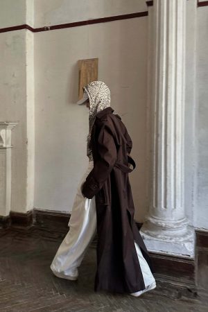 ROVENTE Leopard Print Cropped Zip Hoodie