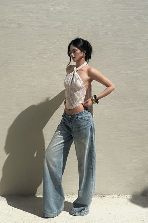 ROVENTE Low Rise Wide-Leg Distressed Jeans