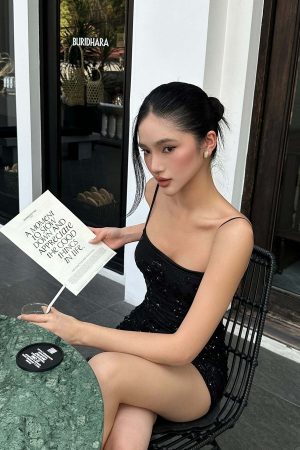 ROVENTE Midnight Glimmer Sequin Dress