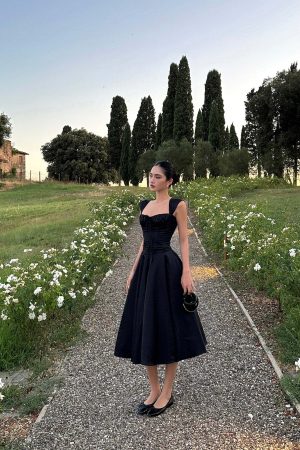 ROVENTE Off-Shoulder Satin Corset Midi Dress with Flared Skirt