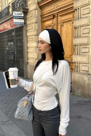 ROVENTE One Shoulder Cut-Out Top Long Sleeve Slim Fit Minimalist Tee